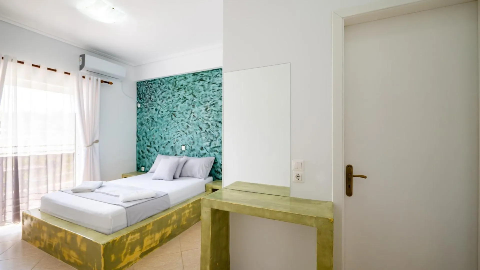 Villa Antica Ksamil 3*,